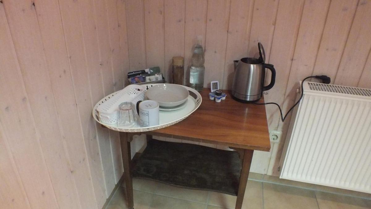 Gemuetliches Nest Im Basement Apartment Weilburg Bagian luar foto